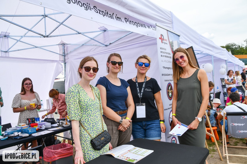 Mezo, Margaret i lokalni wykonawcy na Pikniku z Województwem Łódzkim w Uniejowie