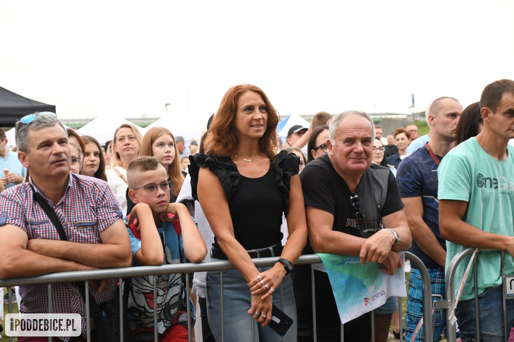 Mezo, Margaret i lokalni wykonawcy na Pikniku z Województwem Łódzkim w Uniejowie