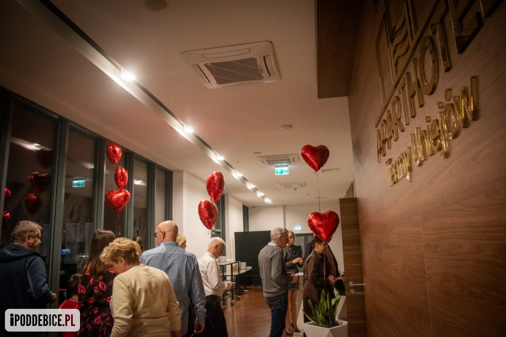 Walentynkowy koncert w Uniejowie. Wystąpił artysta z Teatru Roma [FOTO]