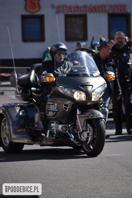 Motocykliści rozpoczęli w Uniejowie sezon 2025