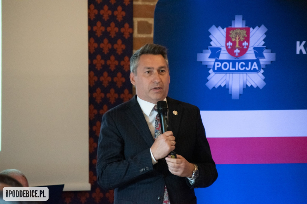 100 lat kobiet w polskiej Policji. W Uniejowie świętowały policjantki z Poddębic
