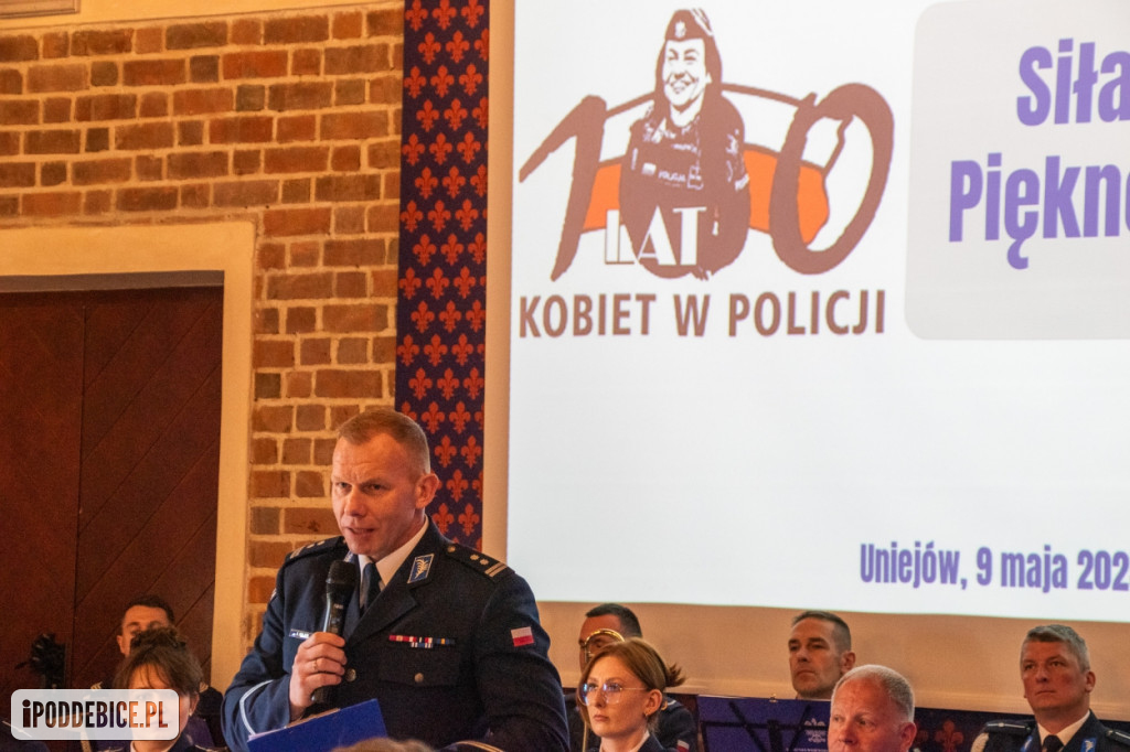 100 lat kobiet w polskiej Policji. W Uniejowie świętowały policjantki z Poddębic