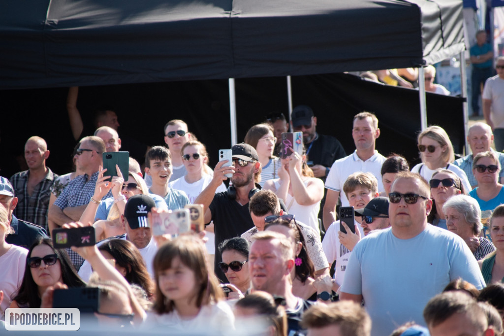 Piękni i Młodzi, Iness i Lombard na scenie Festiwalu Mleka w Uniejowie