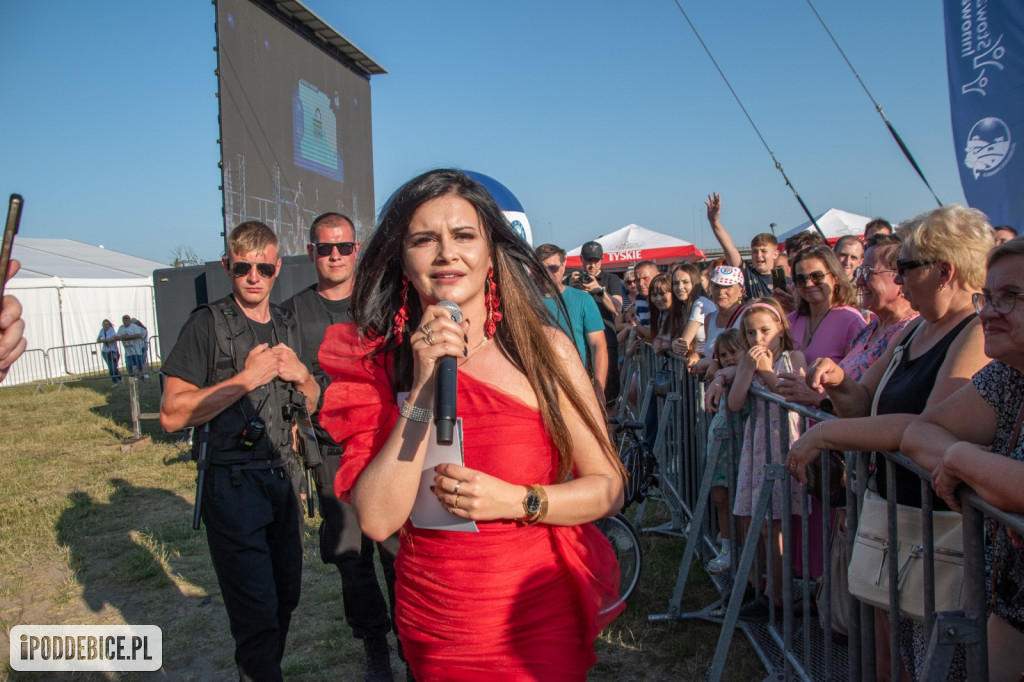 Piękni i Młodzi, Iness i Lombard na scenie Festiwalu Mleka w Uniejowie