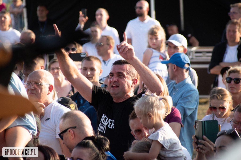Piękni i Młodzi, Iness i Lombard na scenie Festiwalu Mleka w Uniejowie