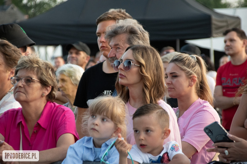 Piękni i Młodzi, Iness i Lombard na scenie Festiwalu Mleka w Uniejowie