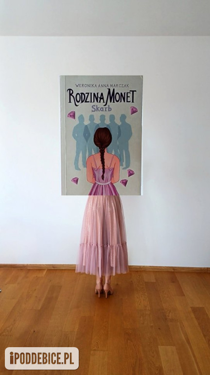 „Sleeveface, czyli ubierz się w książkę”