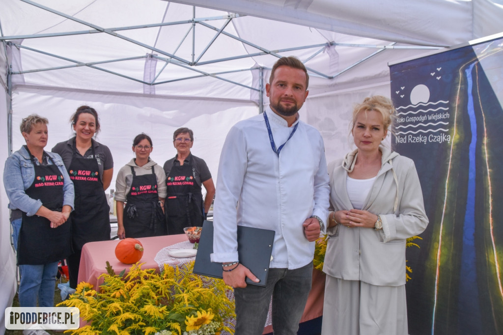 III Festiwal Drobiu trwa w Uniejowie. Degustacje, atrakcje i koncerty [FOTO]