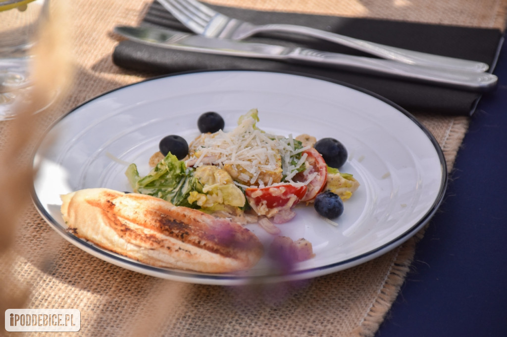 III Festiwal Drobiu trwa w Uniejowie. Degustacje, atrakcje i koncerty [FOTO]