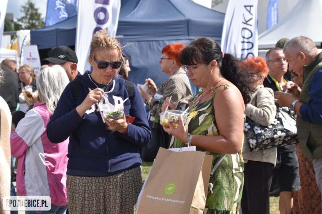 III Festiwal Drobiu trwa w Uniejowie. Degustacje, atrakcje i koncerty [FOTO]