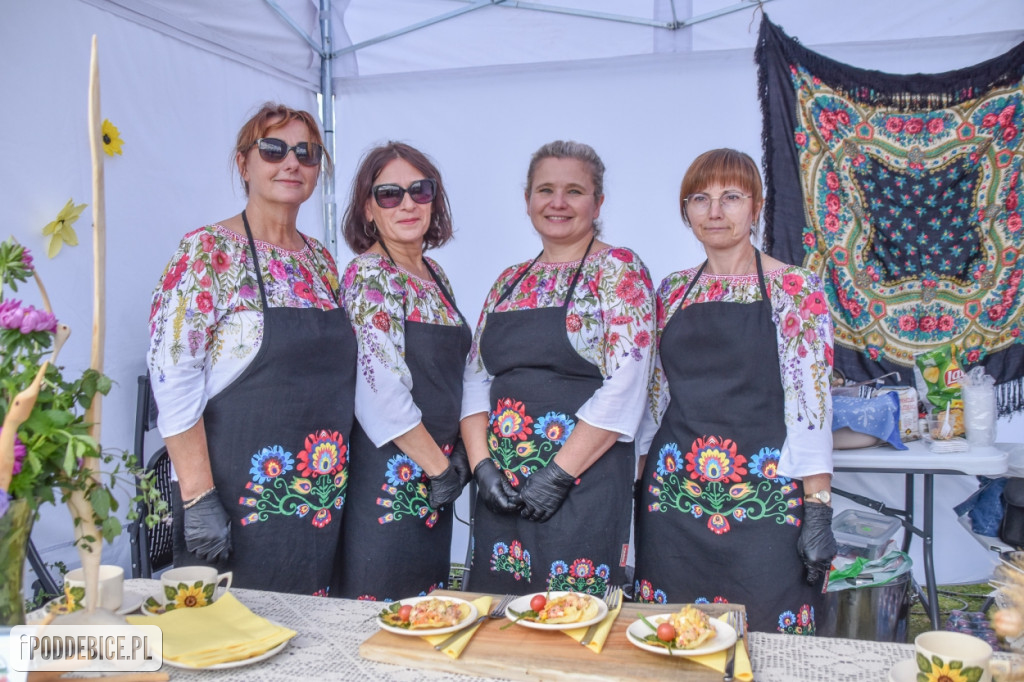 III Festiwal Drobiu trwa w Uniejowie. Degustacje, atrakcje i koncerty [FOTO]