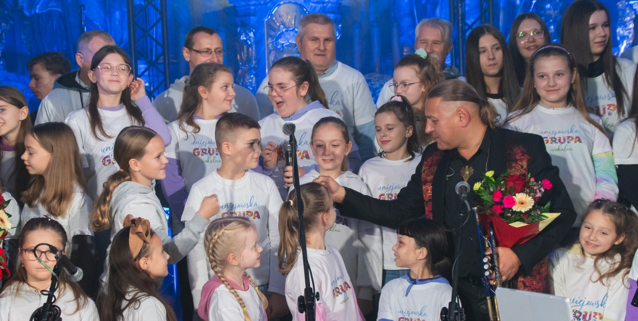 Uniejów zaśpiewał z Braćmi Golec [ZDJĘCIA]