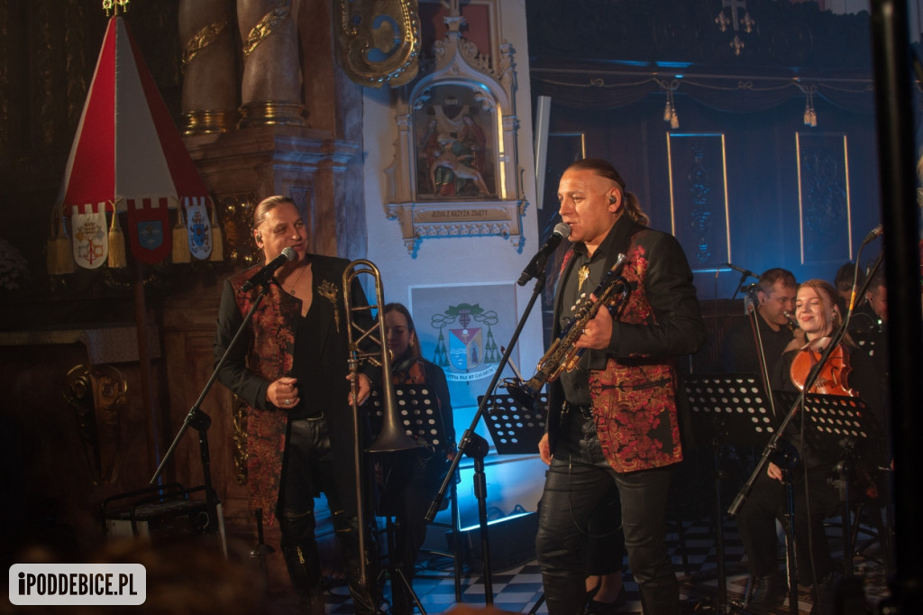 Uniejów zaśpiewał z Braćmi Golec [ZDJĘCIA]