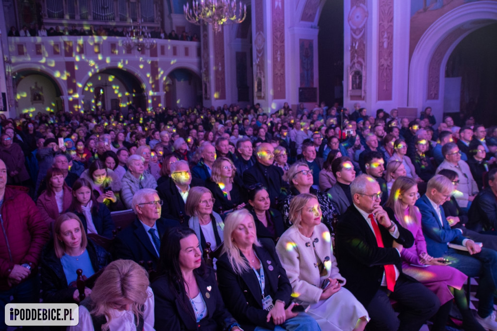 Uniejów zaśpiewał z Braćmi Golec [ZDJĘCIA]