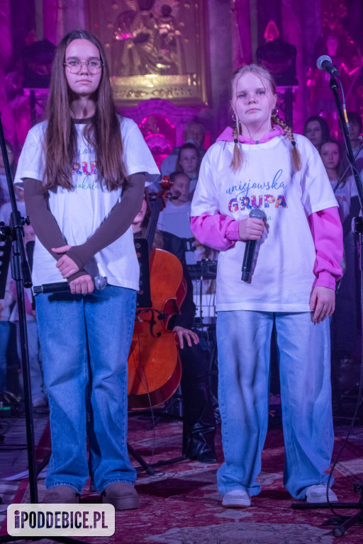 Uniejów zaśpiewał z Braćmi Golec [ZDJĘCIA]