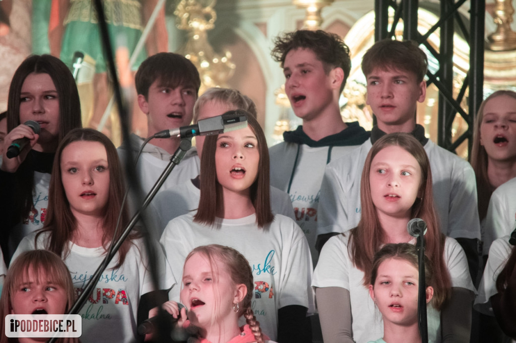 Uniejów zaśpiewał z Braćmi Golec [ZDJĘCIA]