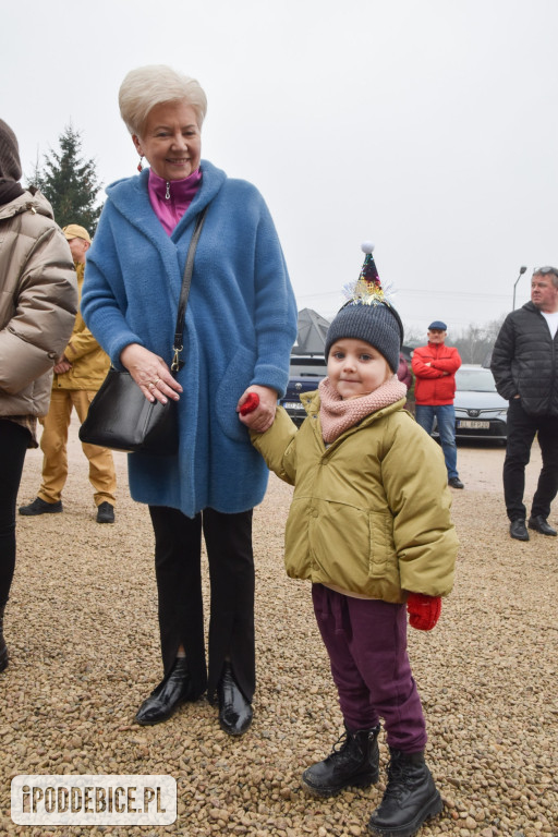 Żywa szopka bożonarodzeniowa w Zoo Borysew