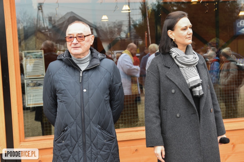 Żywa szopka bożonarodzeniowa w Zoo Borysew