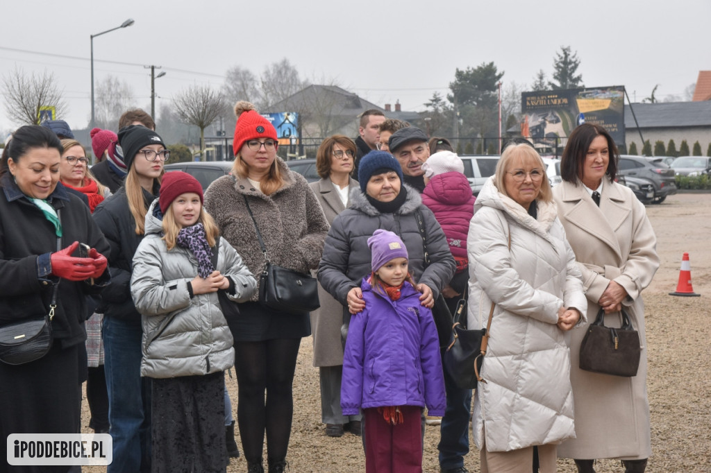 Żywa szopka bożonarodzeniowa w Zoo Borysew