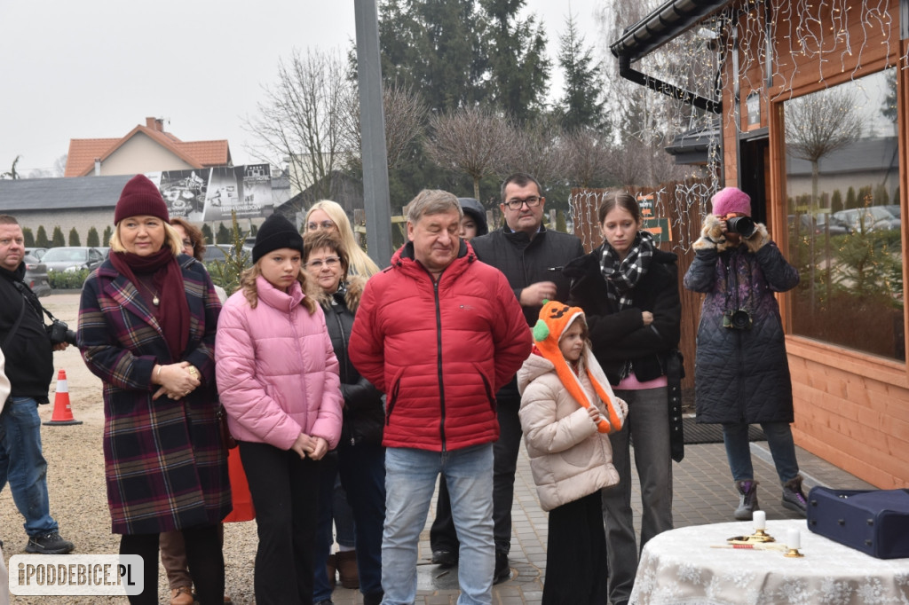 Żywa szopka bożonarodzeniowa w Zoo Borysew