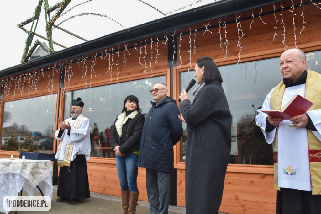 Żywa szopka bożonarodzeniowa w Zoo Borysew