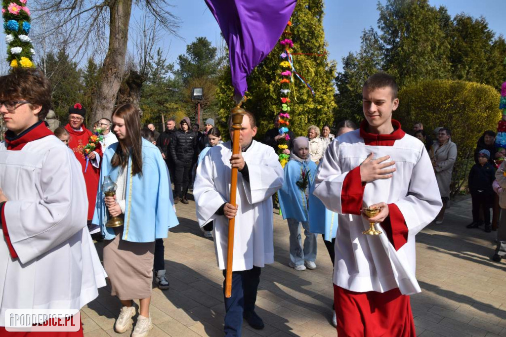 Osiem metrów tradycji. Olbrzymie palmy wielkanocne