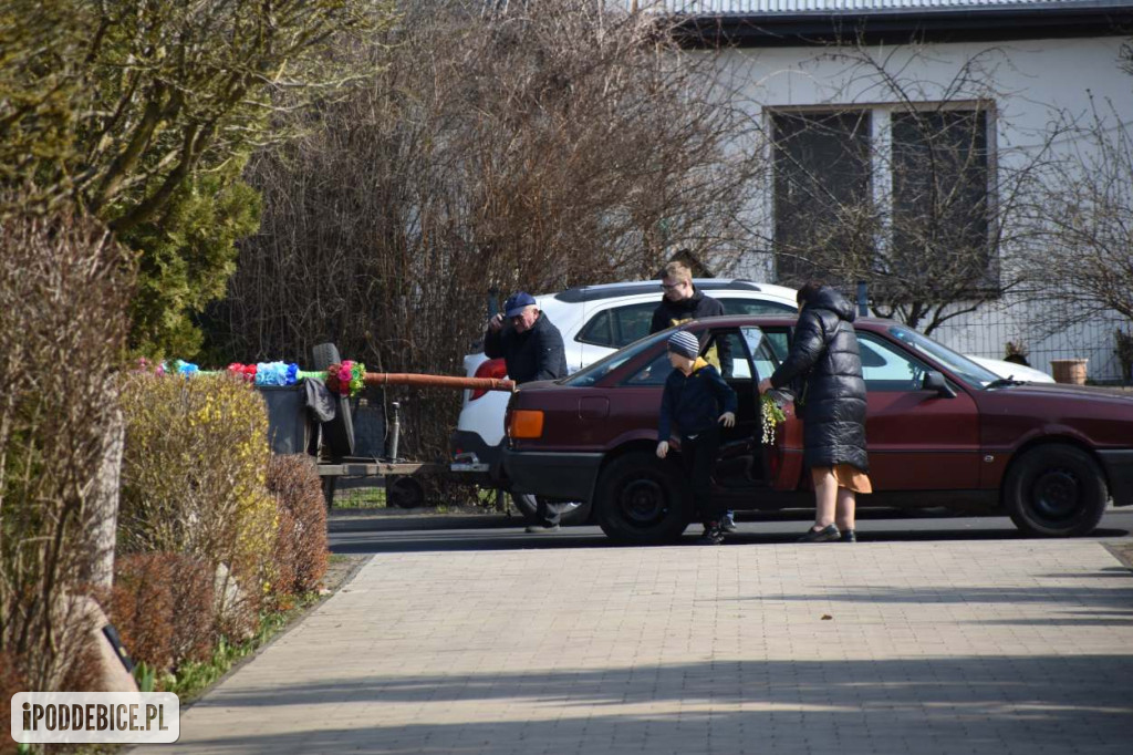 Osiem metrów tradycji. Olbrzymie palmy wielkanocne