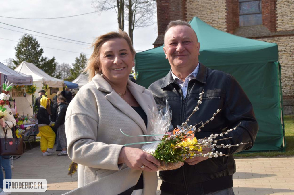 Osiem metrów tradycji. Olbrzymie palmy wielkanocne