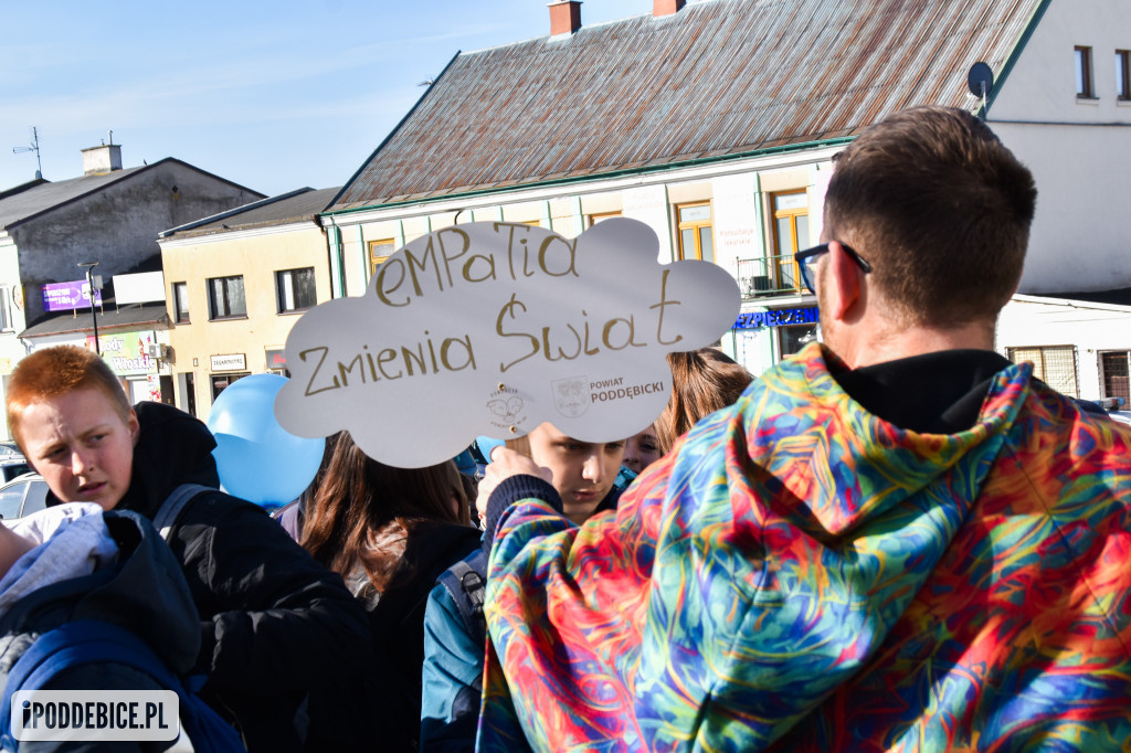 Solidarność w kolorze błękitu. Marsz dla świadomości autyzmu