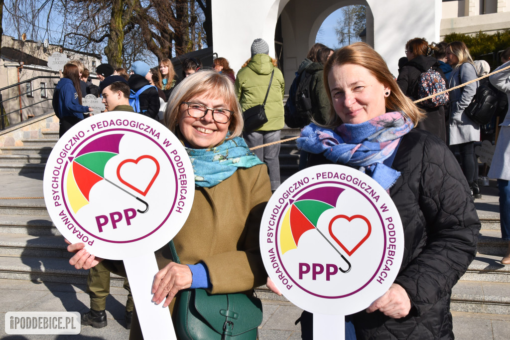 Solidarność w kolorze błękitu. Marsz dla świadomości autyzmu