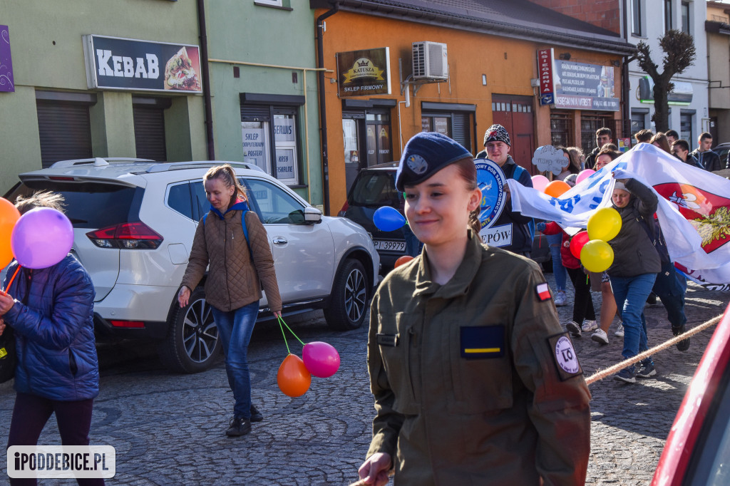 Solidarność w kolorze błękitu. Marsz dla świadomości autyzmu