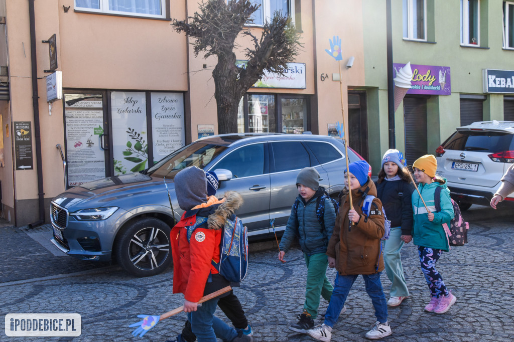 Solidarność w kolorze błękitu. Marsz dla świadomości autyzmu