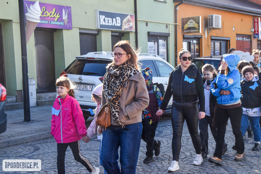 Solidarność w kolorze błękitu. Marsz dla świadomości autyzmu