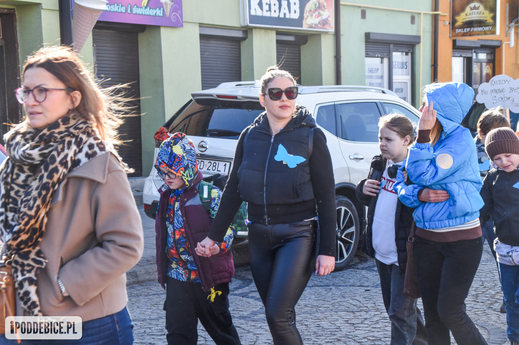 Solidarność w kolorze błękitu. Marsz dla świadomości autyzmu