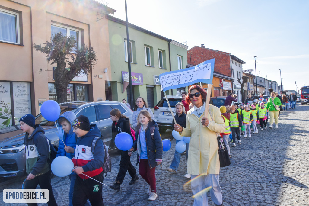 Solidarność w kolorze błękitu. Marsz dla świadomości autyzmu