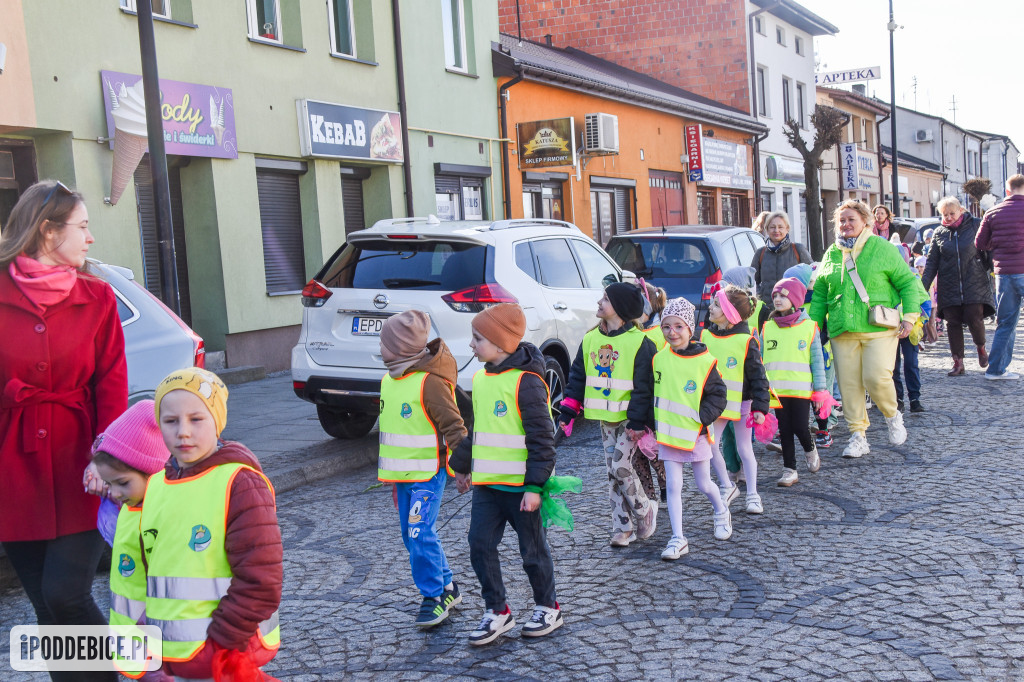 Solidarność w kolorze błękitu. Marsz dla świadomości autyzmu