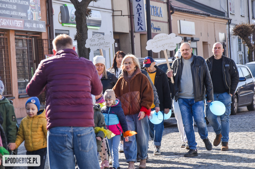 Solidarność w kolorze błękitu. Marsz dla świadomości autyzmu