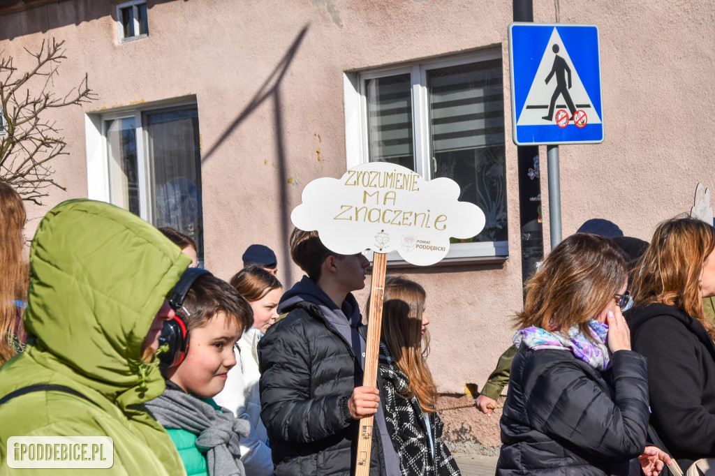 Solidarność w kolorze błękitu. Marsz dla świadomości autyzmu