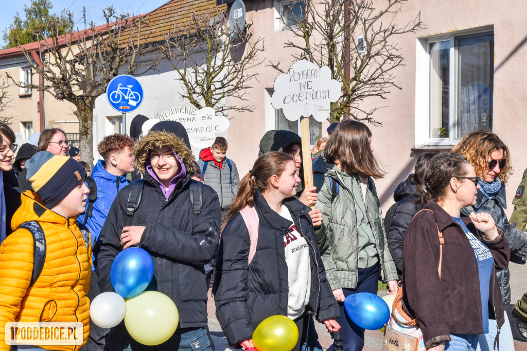 Solidarność w kolorze błękitu. Marsz dla świadomości autyzmu