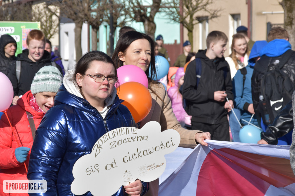Solidarność w kolorze błękitu. Marsz dla świadomości autyzmu