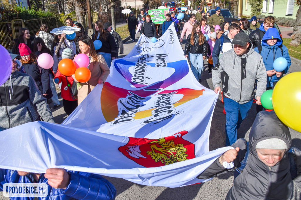 Solidarność w kolorze błękitu. Marsz dla świadomości autyzmu
