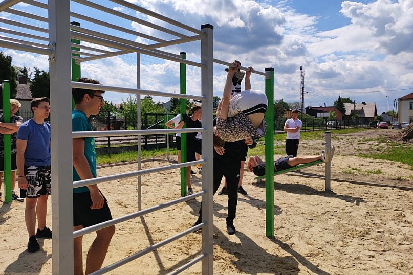Pierwszy w Poddębicach park do street workout!