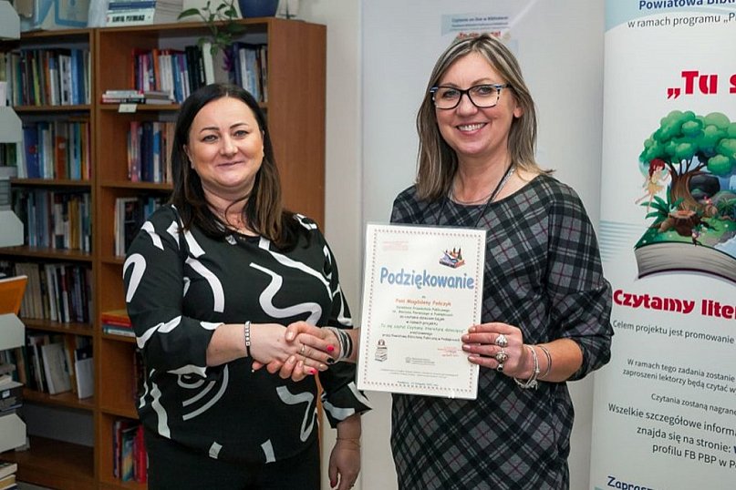 Zobacz jak wicestarosta i inni opowiadają bajki