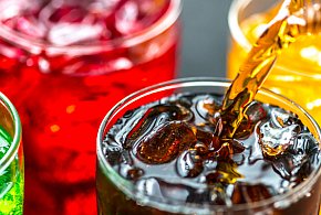 Polacy mocno dostaną po kieszeni. Alkohol i słodkie napoje zdrożeją-10401