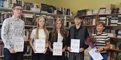Narodowe Czytanie poezji Jana Kochanowskiego w Poddębicach-10576