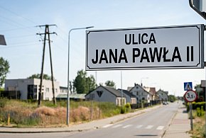 Potrącenie pieszej na przejściu w Uniejowie. Kobieta trafiła do szpitala