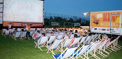 „Kino na leżakach” ponownie zawita w wakacje do Uniejowa. Znamy repertuar