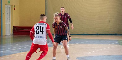 Policjantki i policjanci zagrali w Turnieju Halowej Piłki Nożnej FOTO