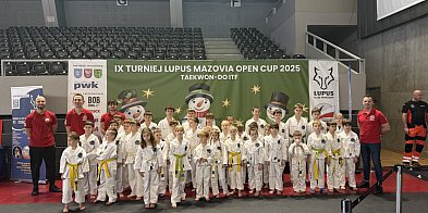 Zawodnicy z Poddębic z medalami na  IX Turnieju Taekwon-Do ITF-11085