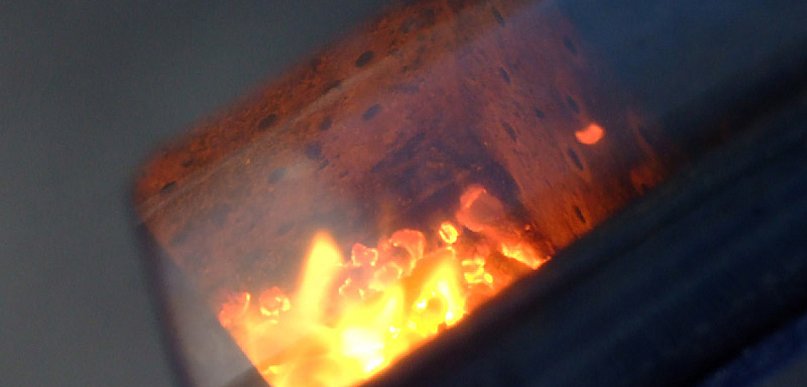 Ten opał stał się luksusowym towarem. Ceny szybują jak szalone